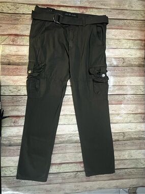 Men's Black Cargo Pants with Belt - Casual Utility Style